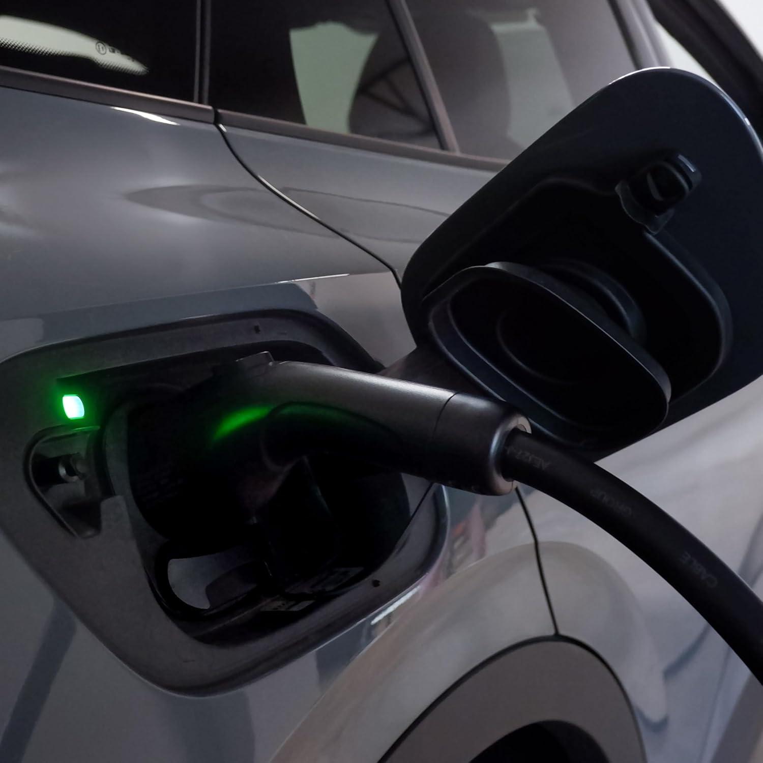 imageBattery Tender eCharge 48 AMP EV Charger  Level 2 Mounted Indoor Outdoor Fast Electric Vehicle Charging Station with Flexible 25ft Cable NEMA 1450  0223019DLWH